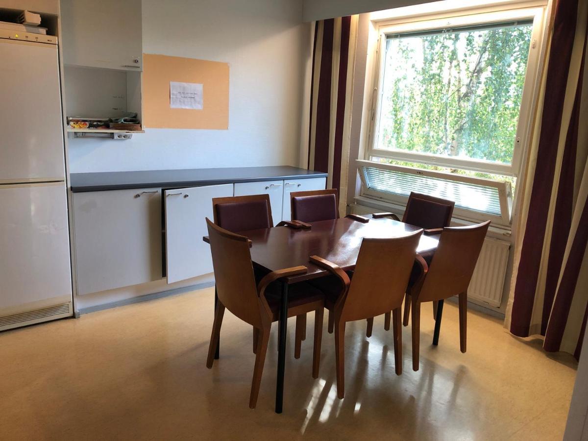 West Side Hotel Turku Bagian luar foto