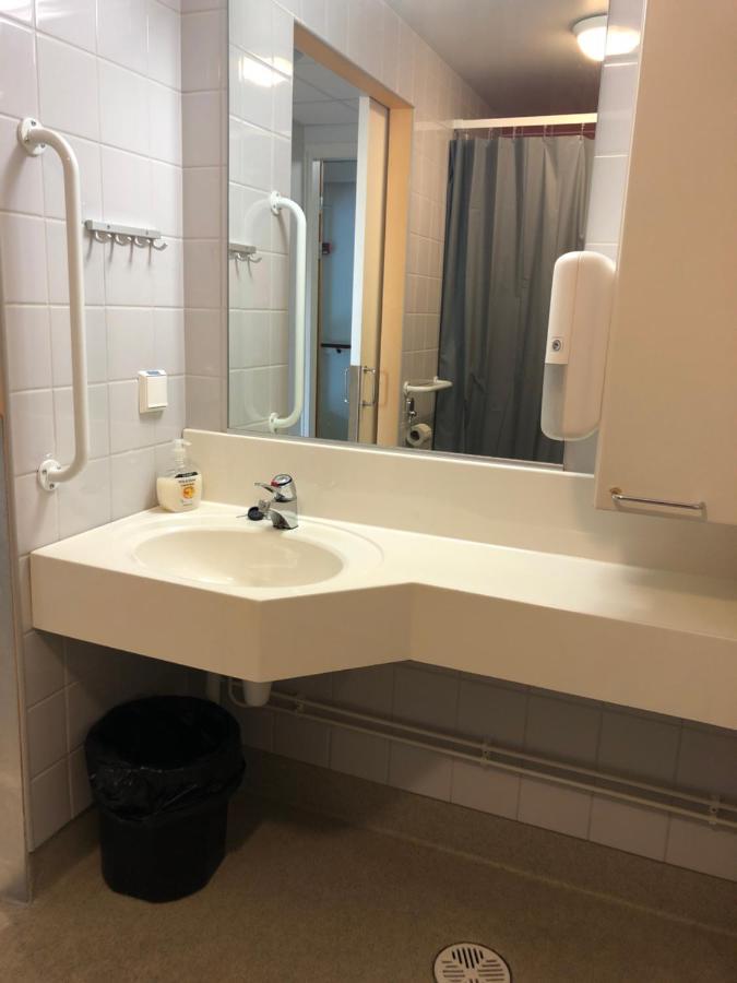 West Side Hotel Turku Bagian luar foto